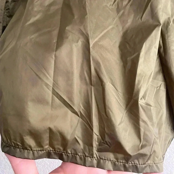 🆕 Offline by Aerie Nylon Shine Short Olive L🆕 - Picture 7 of 14